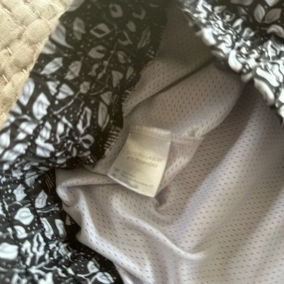 COOL RUN - Picture 7 of 7